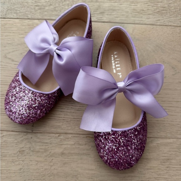 Other - Kailee P.
Girls Rock Glitter Mary Jane Ballet Flats with Satin Bow
Size 11